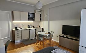 Studio 72
